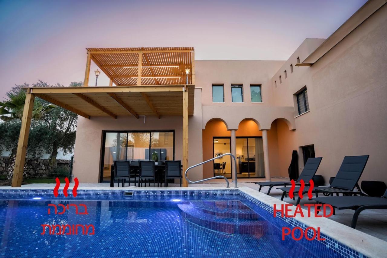 וילה רוני בריכה מחוממת Roni Heated Pool Villa Eilat
