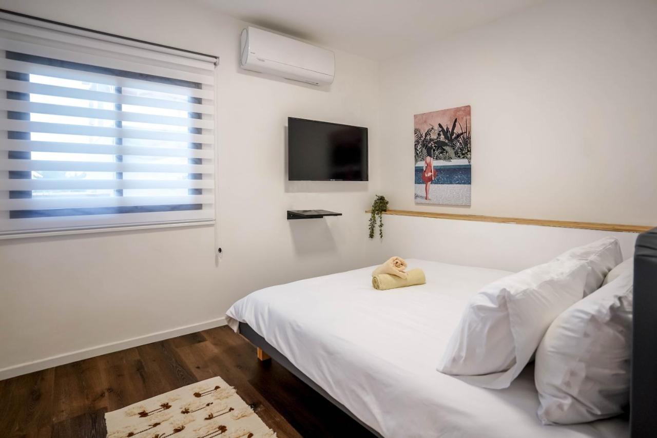 Villa וילה רוני בריכה מחוממת Roni Heated Pool
