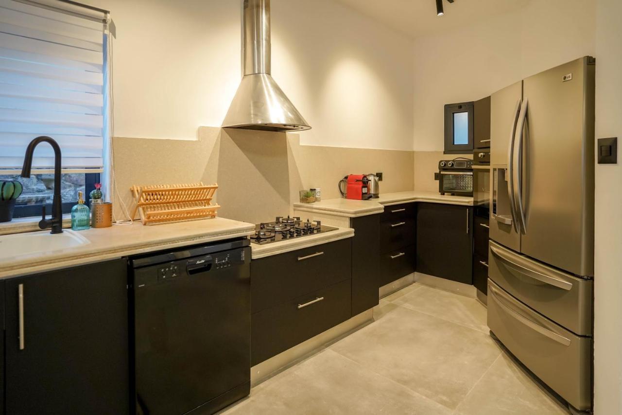 Villa וילה רוני בריכה מחוממת Roni Heated Pool *